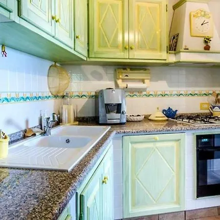 Вилла Sleeps 8 Pool Air Con Wifi Cala Bitta
